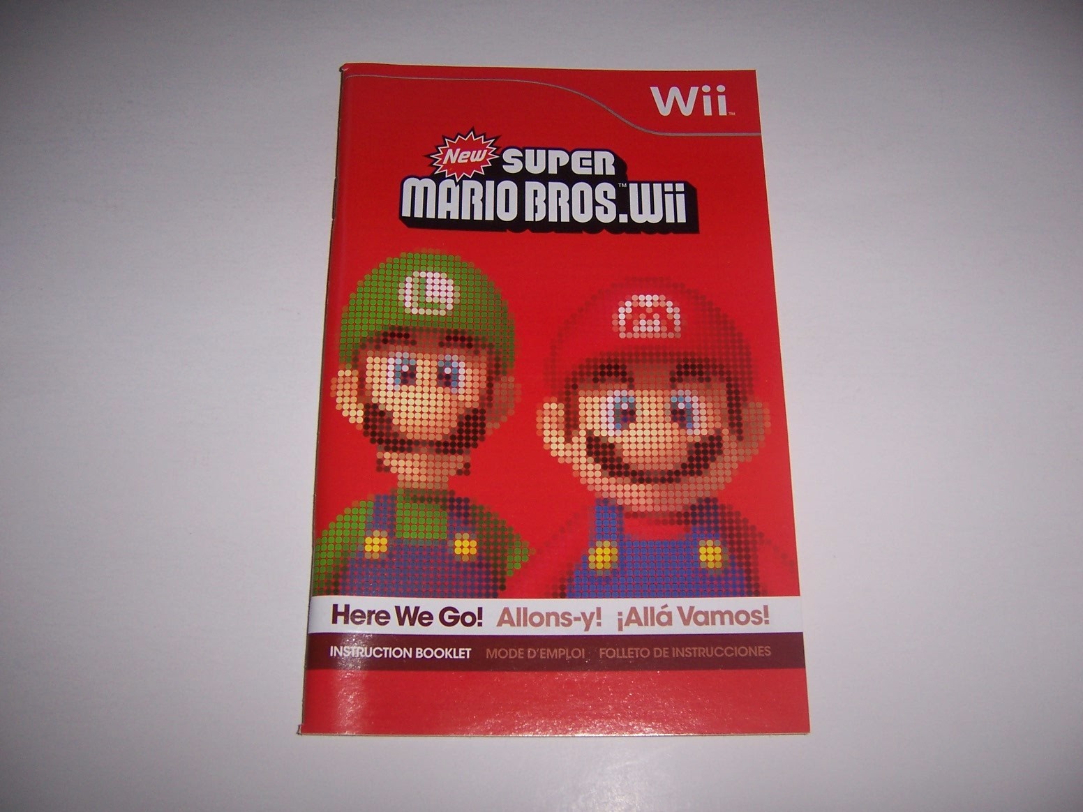 New Super Mario Bros. Wii Instruction Book Booklet Manual for Nintendo Wii