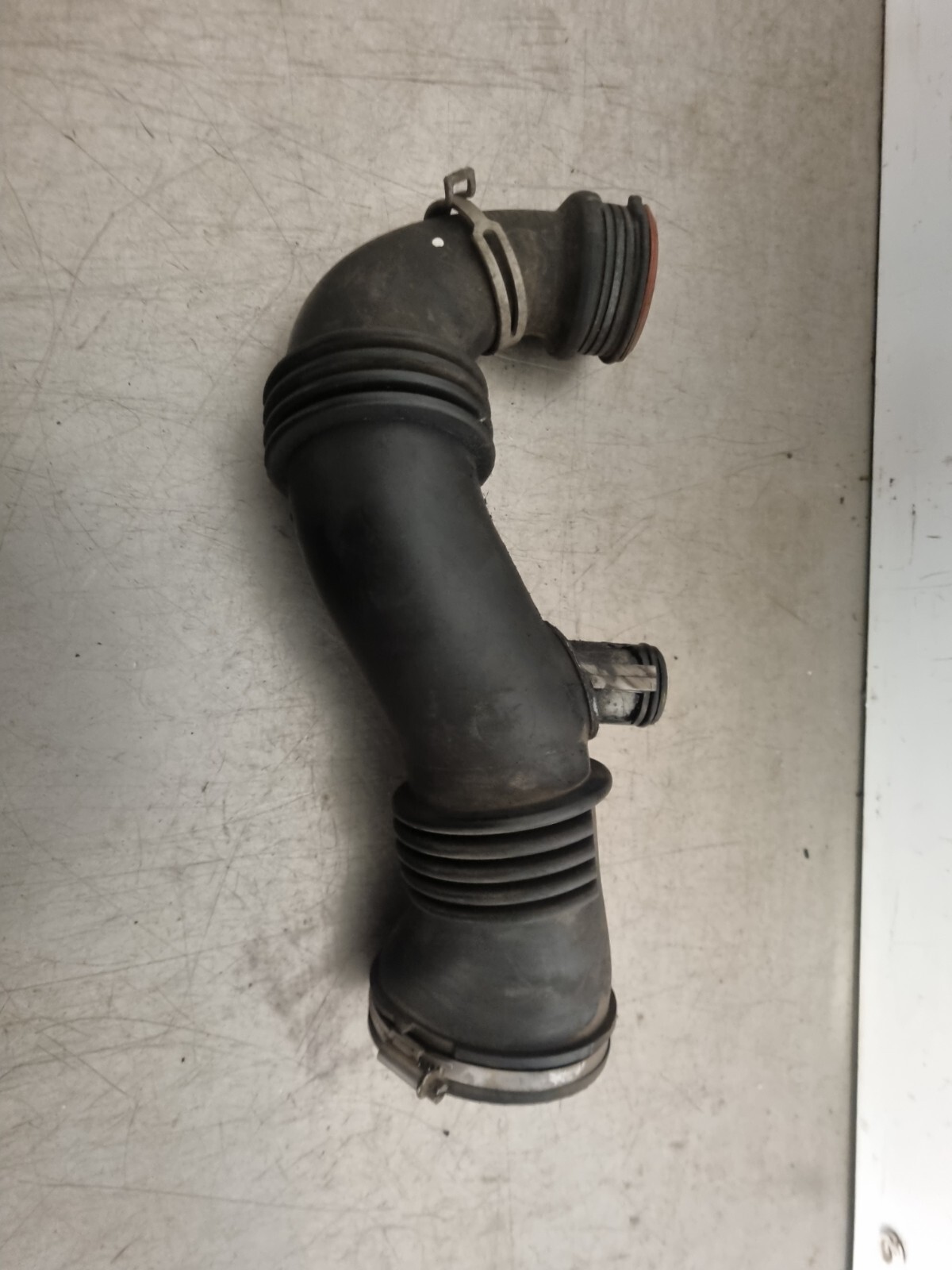 PEUGEOT EXPERT MK2 AIR INTAKE PIPE 9656953680 1.6HDI    2009