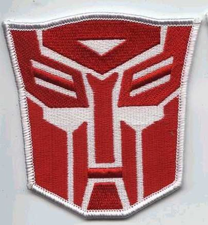 TRANSFORMERS 3 INCH RED AUTOBOT PATCH - TF004