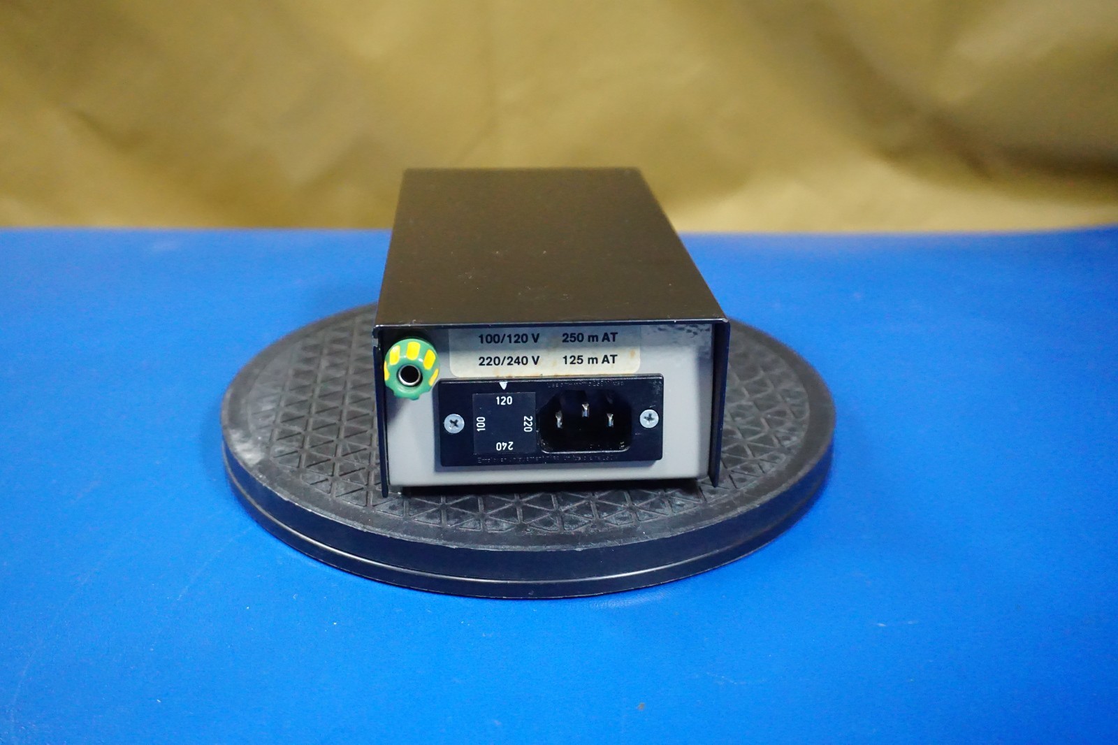 Schaffner NSG 432 Static Discharge Simulator ESD Gun EMC Test Kit in Case