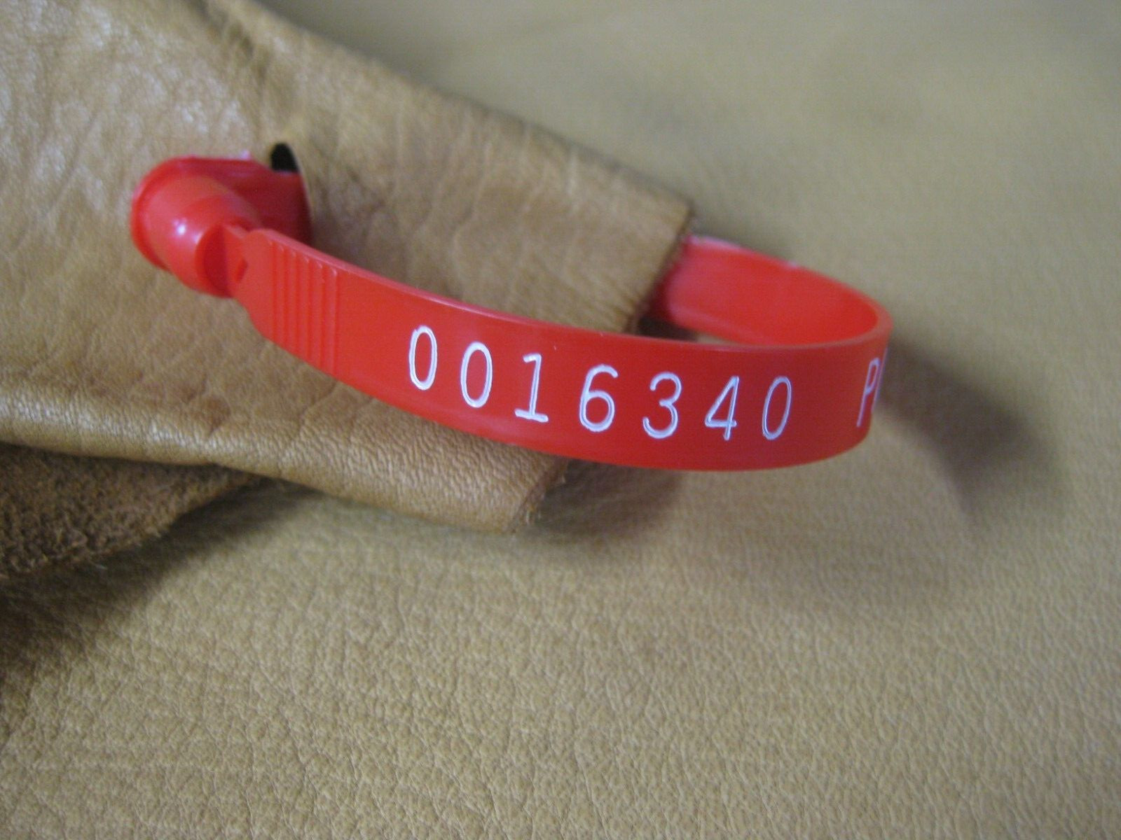 Top Grain Deer Leather # 0016340 Row RR