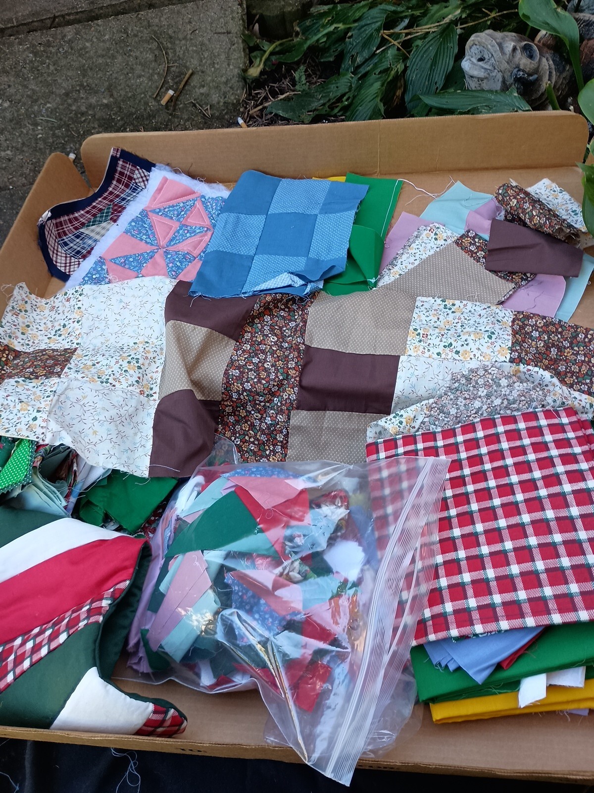 Vintage Quilt Scraps Fabrics Projects Unfinished