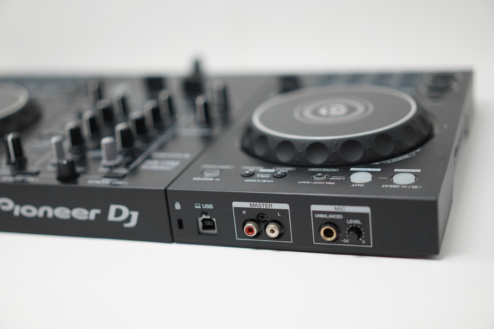 Pioneer DDJ-400 DJ Controller — Excellent Condition