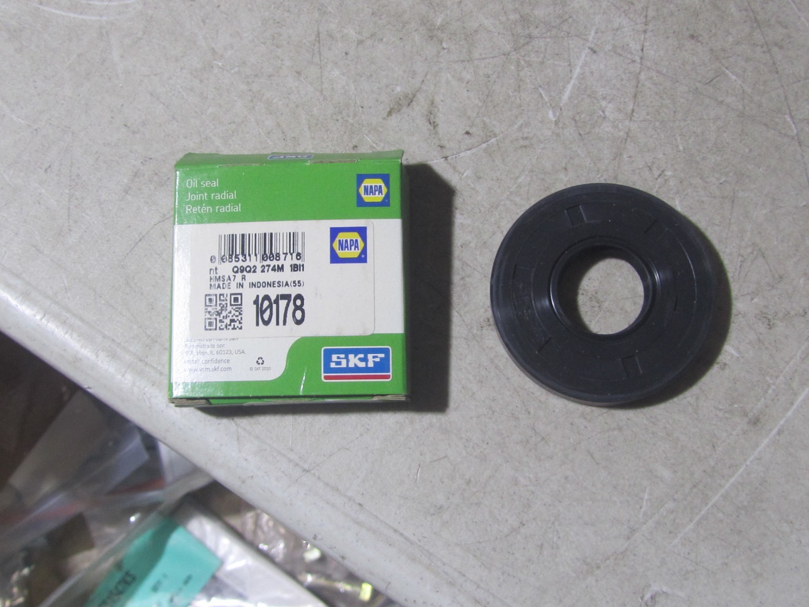 NEW SKF 10178 OIL SEAL  24MM X 62MM X 9.47MM OIL SEAL 10178