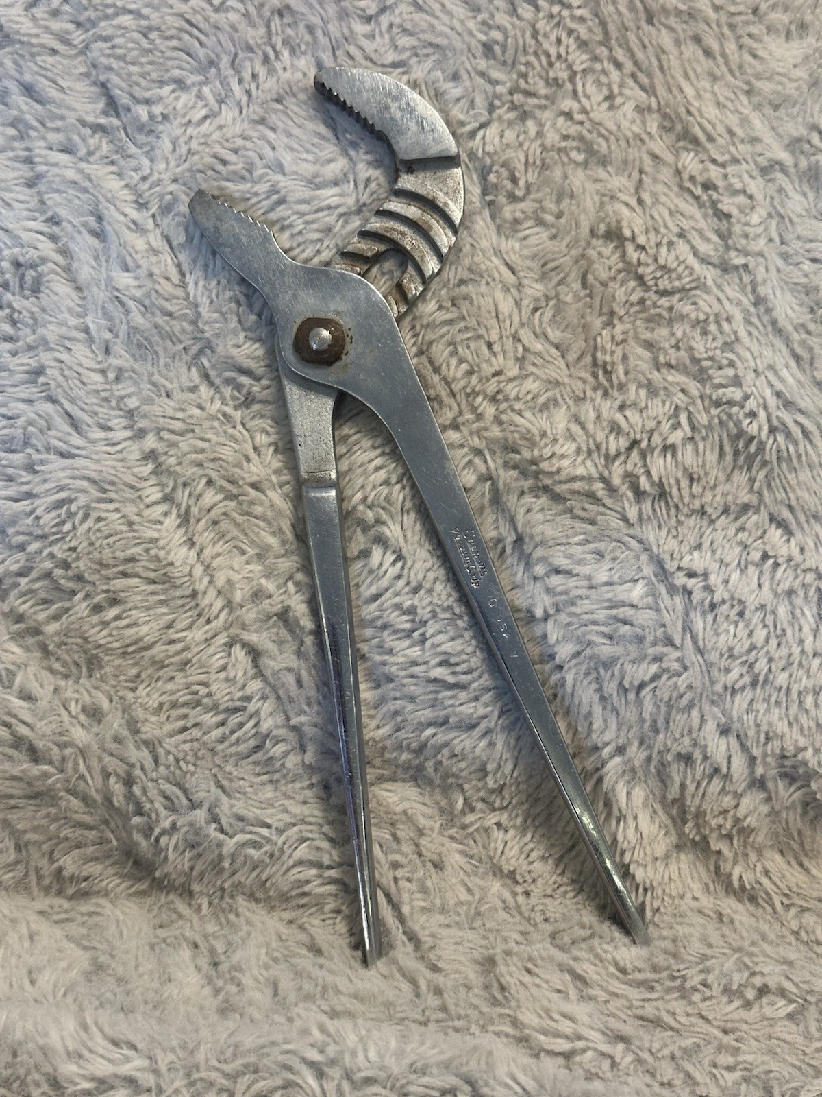 Vintage Snap-on USA Tools 9" Slip Joint Pliers Vacuum Grip USA