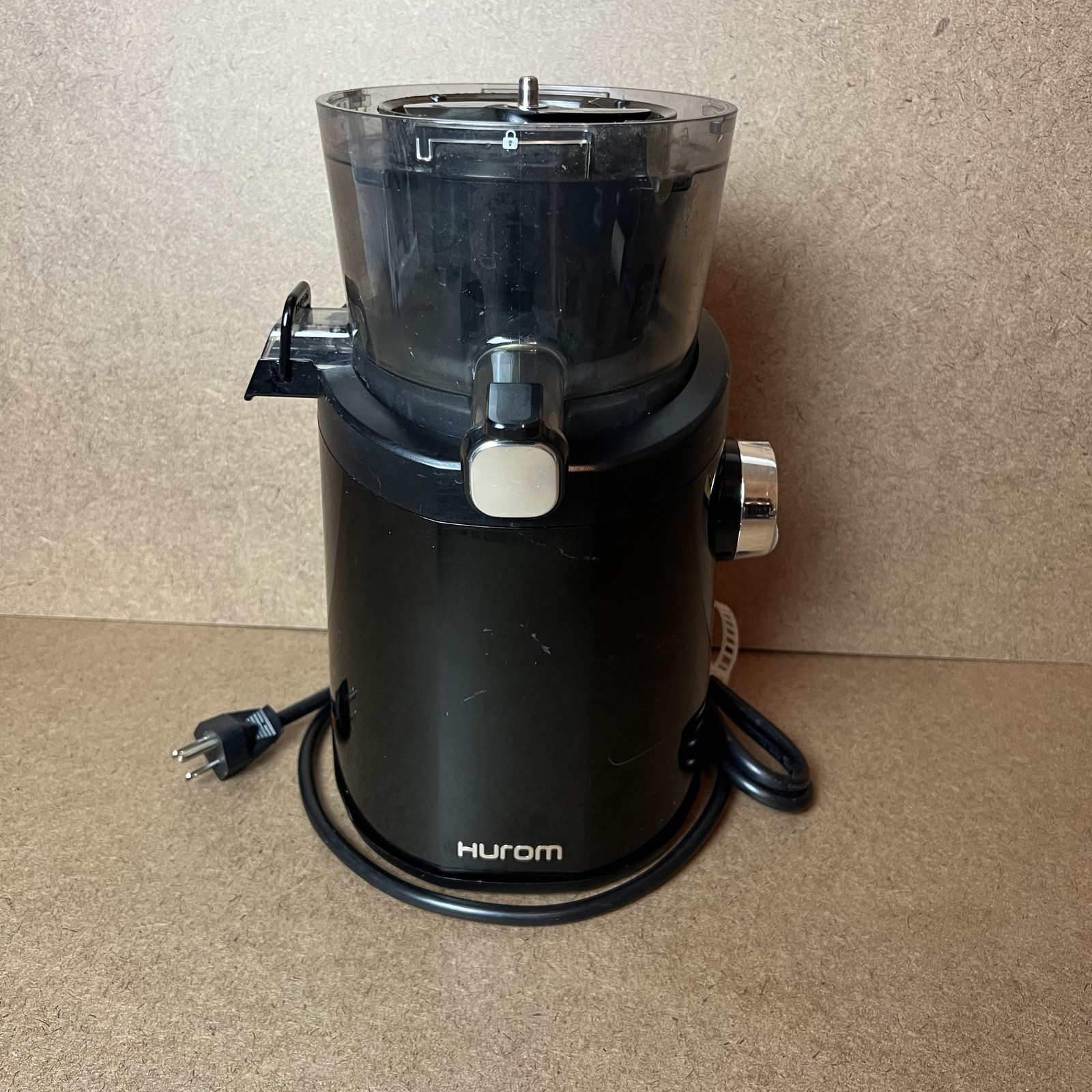 Hurom Silvercrest SMWC 700 A4 Masticating Juicer Black Cold Press Vegetable