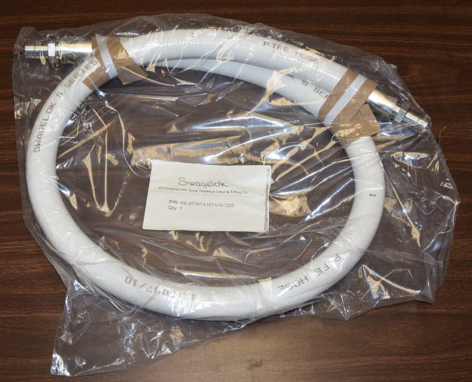 New Swagelok S Series PTFE Hose Stainless Steel Connectors SS-ST16TA16TA16-72IS