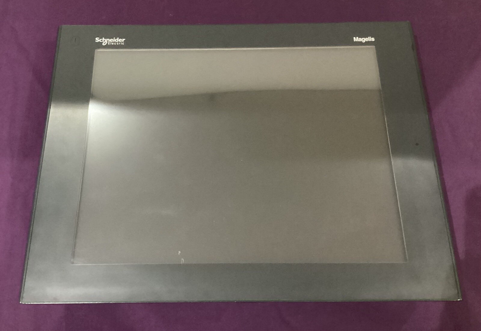 Schneider Electric XBTGT7340 HMI 15” Colour Touch Panel.