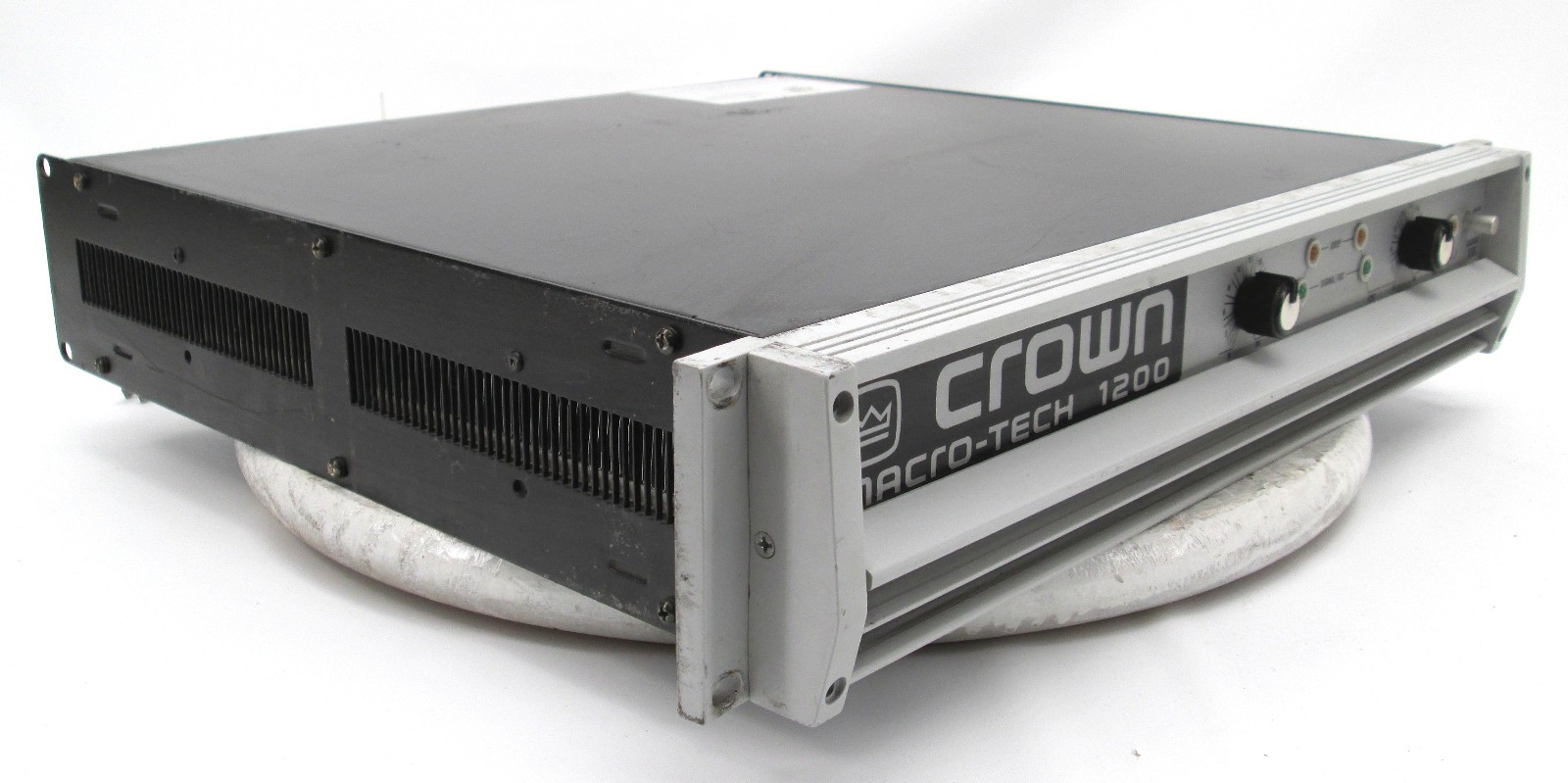 Crown Macro-Tech 1200 Two-Channel Power Amplifier #33