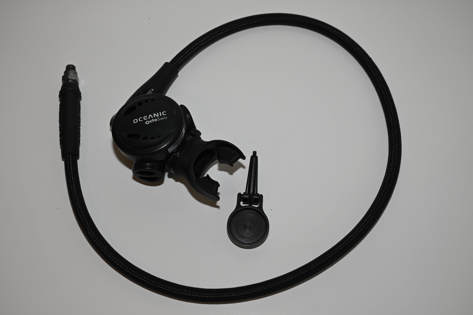 Oceanic OctoSwiv Low Profile Octapus