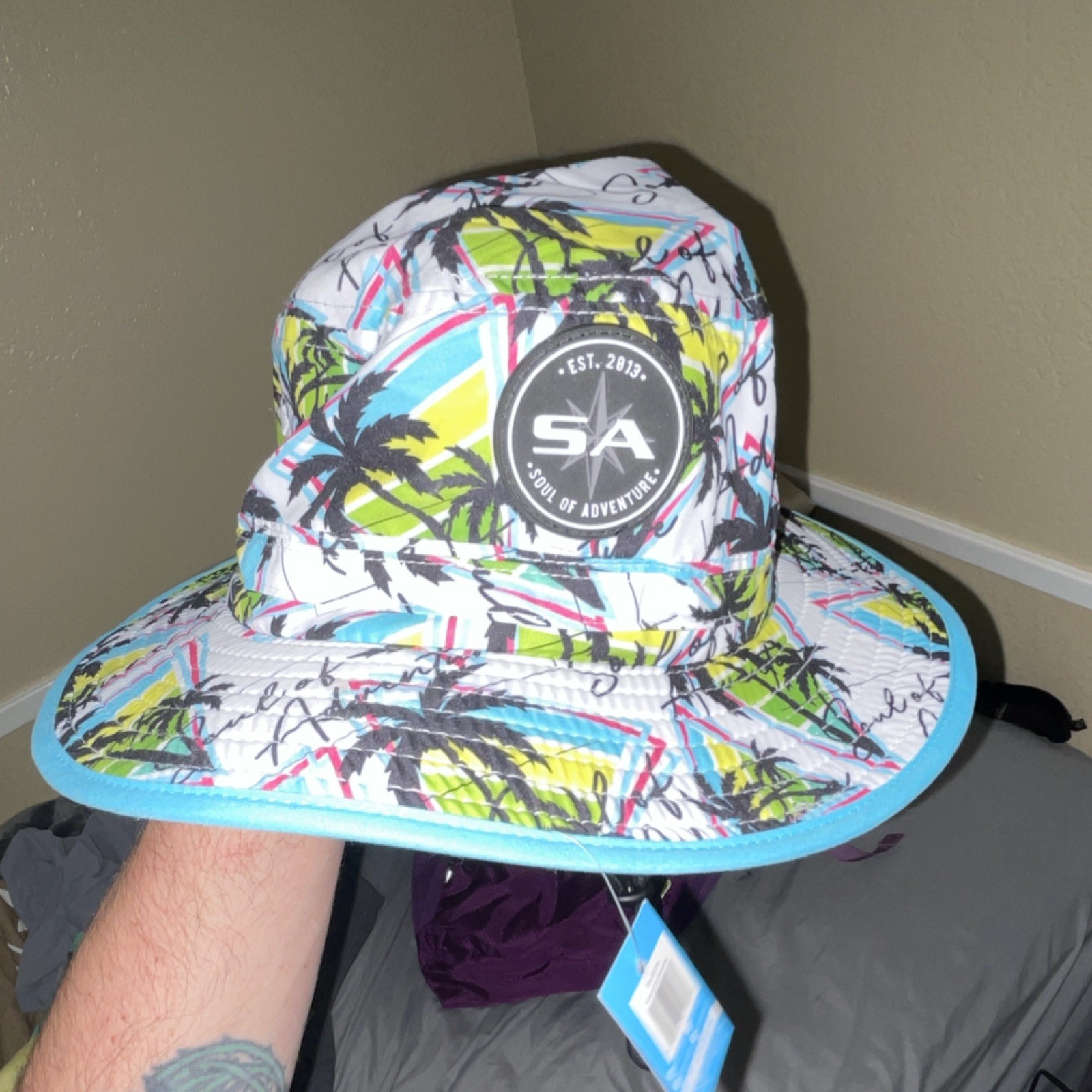 SA Soul of Adventure Wide Brim Hat Palm Tree Print White Blue Green Black