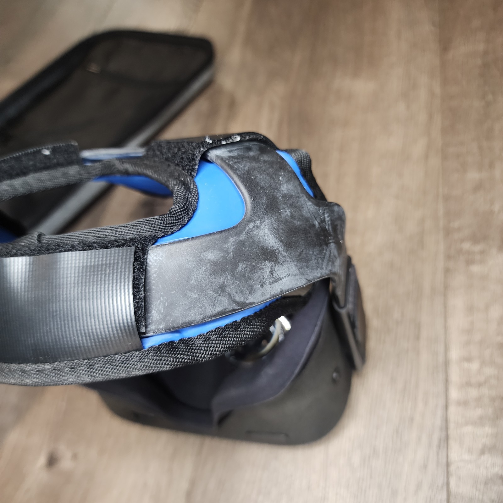 READ! Meta Oculus Quest 1 VR Virtual Reality Headset MH-B 64GB