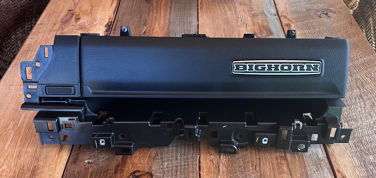 2019-2024  DODGE RAM BIG HORN OEM UPPER GLOVE BOX COMPARTMENT COMPLETE