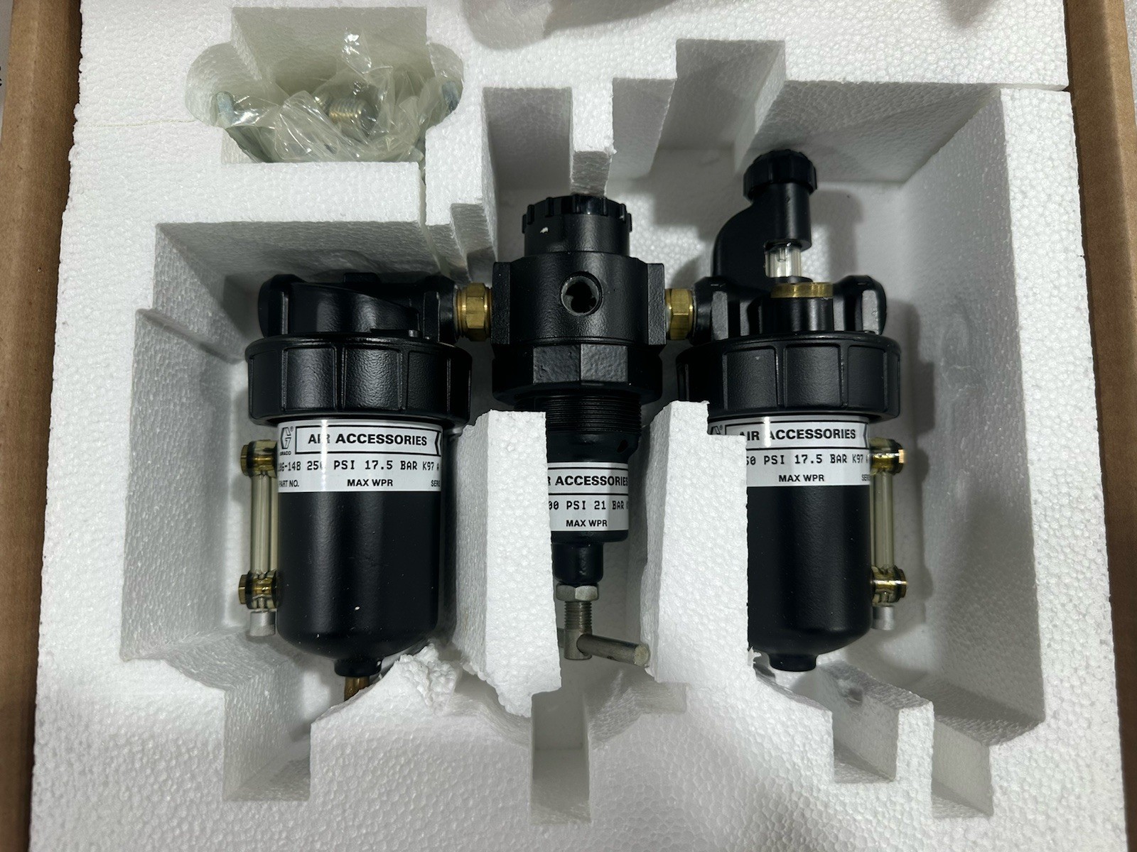 GRACO 110150 - Air Line Filter, Regulator, Lubricator, 3/8" NPT(F) Inlet/Outlet,