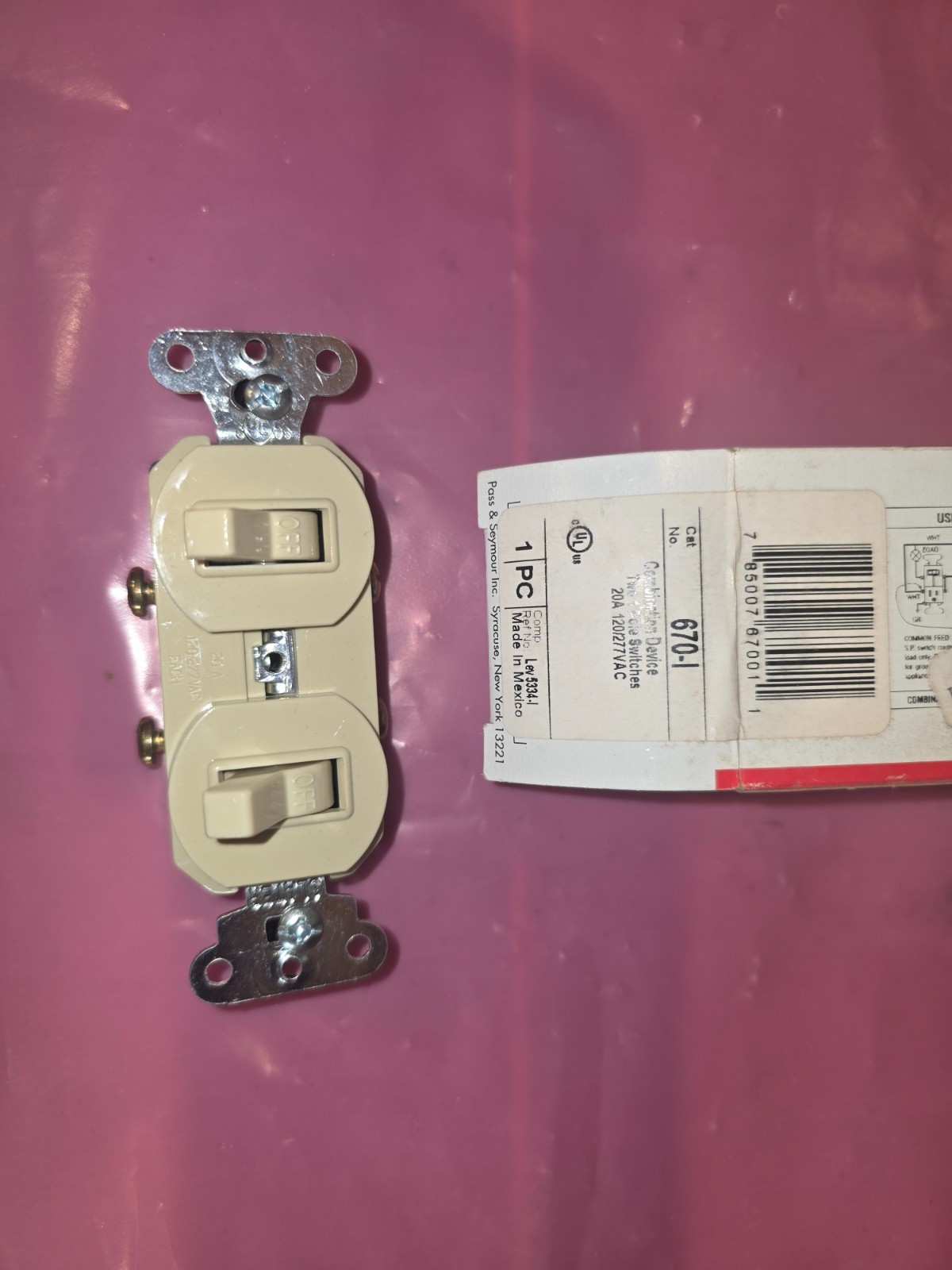 Pass & Seymour 670-I Combination Switch, 1P 20A 120/277V Free Shipping