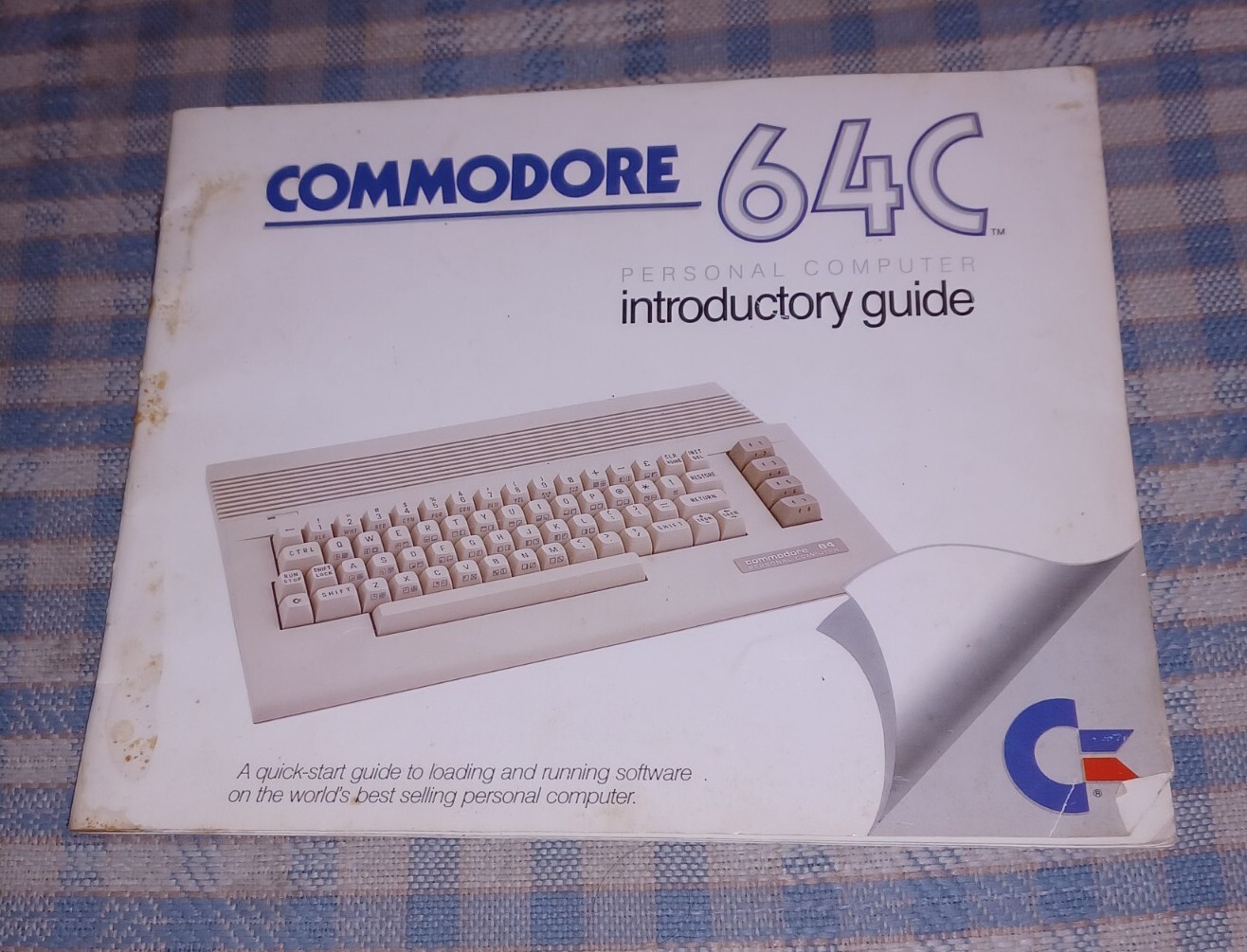 Commodore 64C Personal Computer Introductory Guide Book Instruction Manual VTG