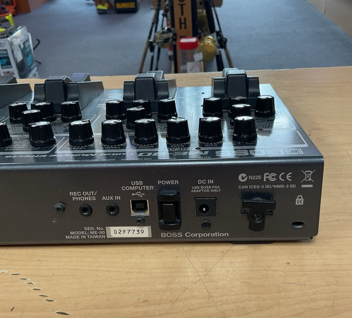 Boss ME-80 Multi-Effects Guitar Pedal *Pre-Owned*