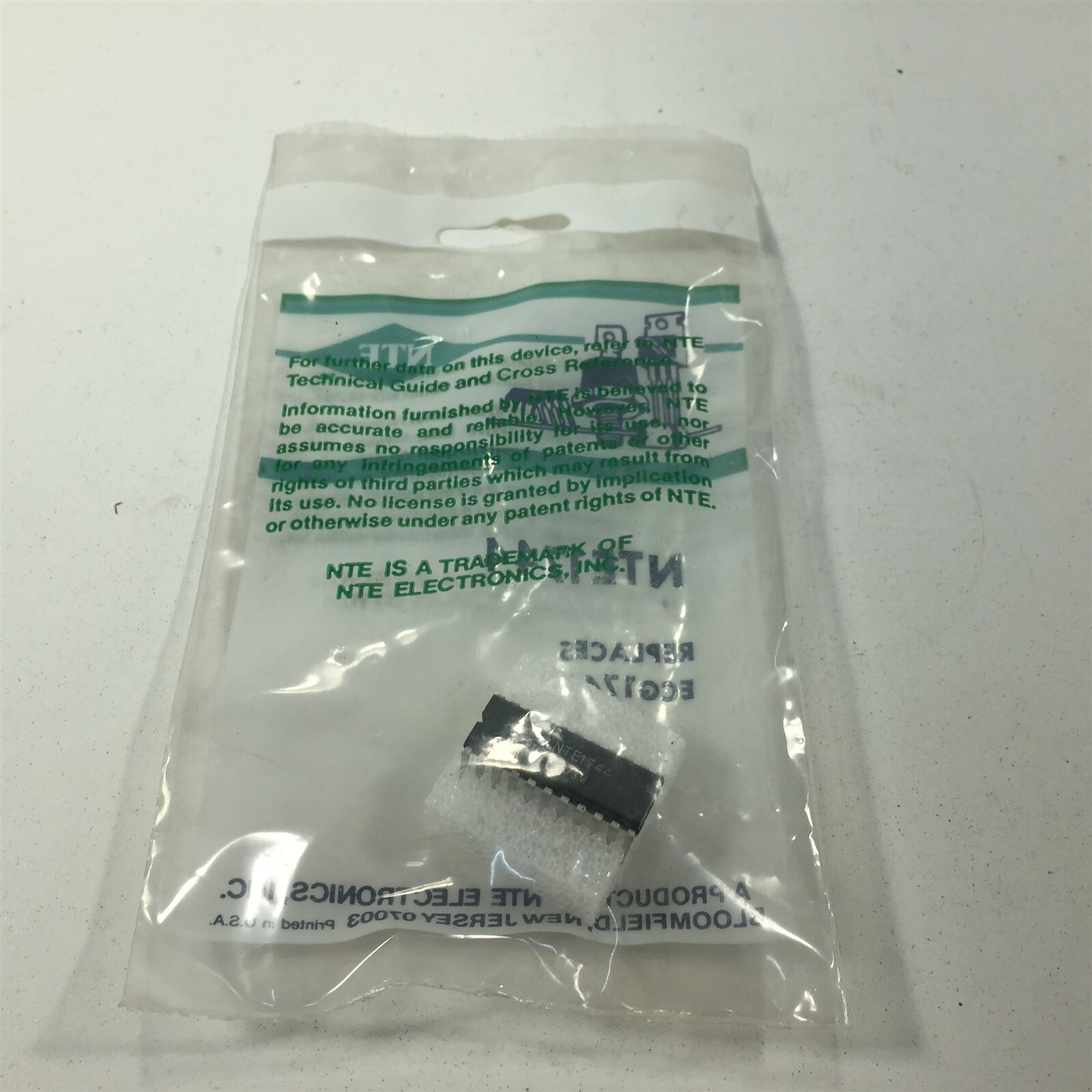 (1) NTE NTE1744 Integrated Circuit Dual dbxII Noise Reduction System