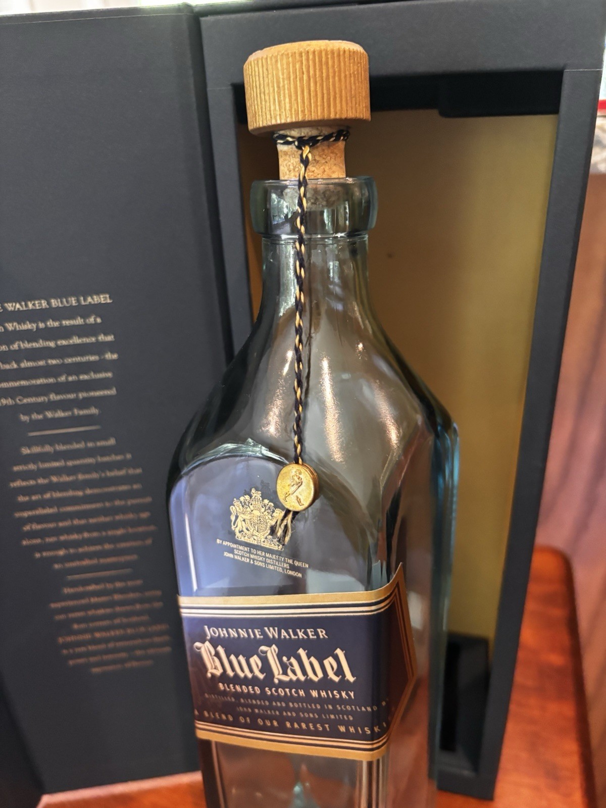 Johnnie Walker Blue Label 750ml Empty Bottle and Box Decanter Display