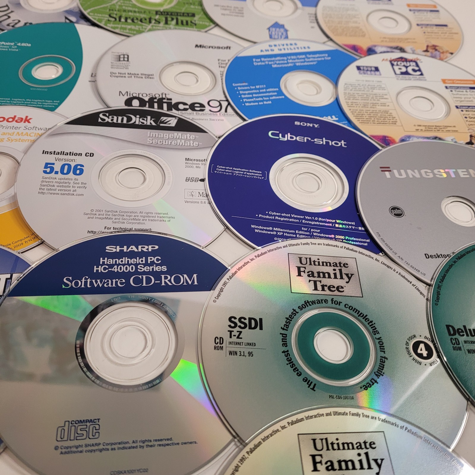 PC Software and Installation Media Lot Microsoft Windows, Family Tree 37 Discs