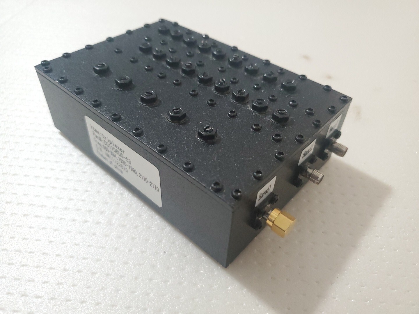 Triplexer Freq: 869-894, 1930-1990, 2110-2170 MHz, 100W, p/n CC1106US-53
