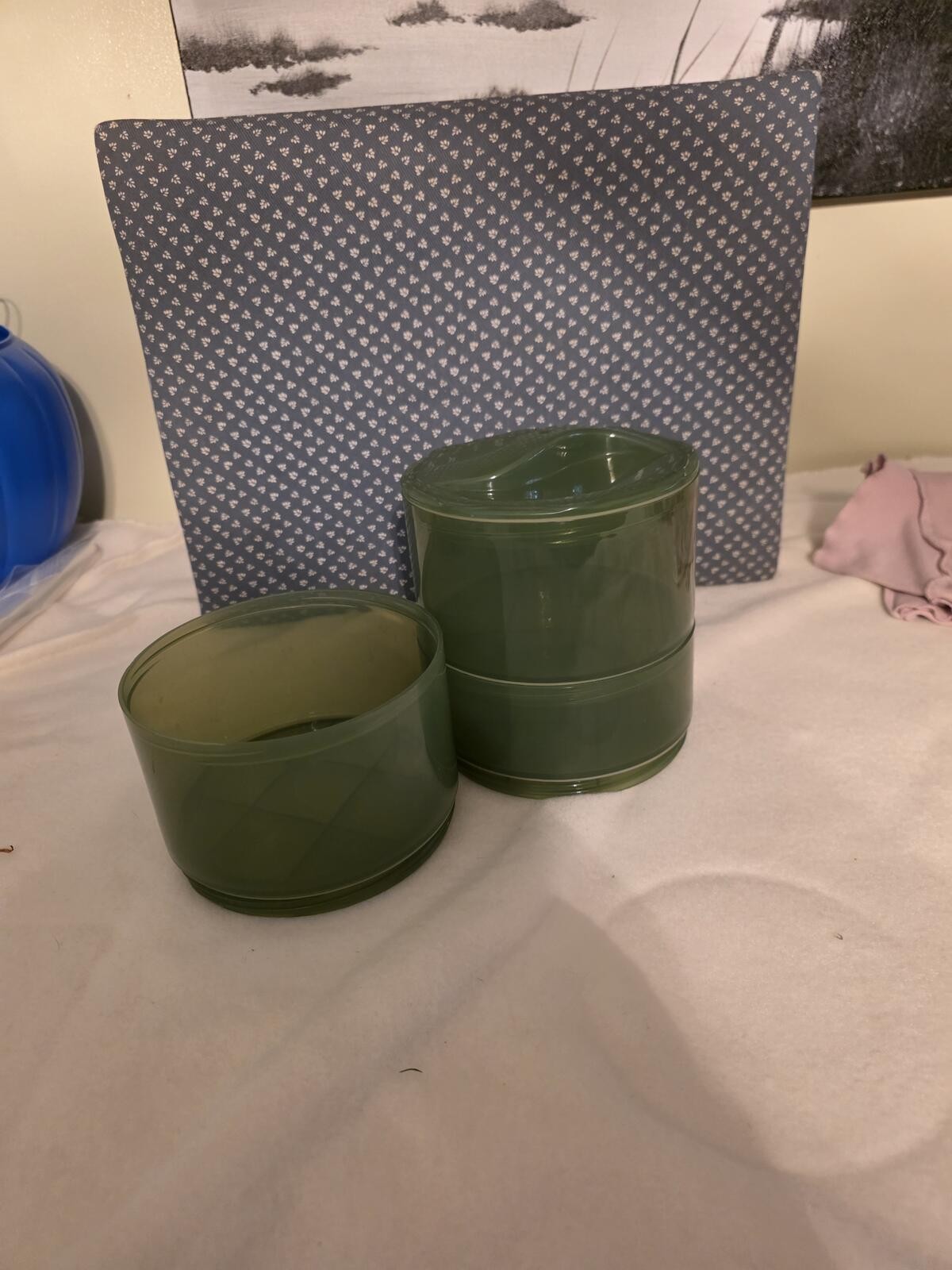 Green Translucent Plastic Stackable Snack Bowls Set of 3 Retro Kitchen