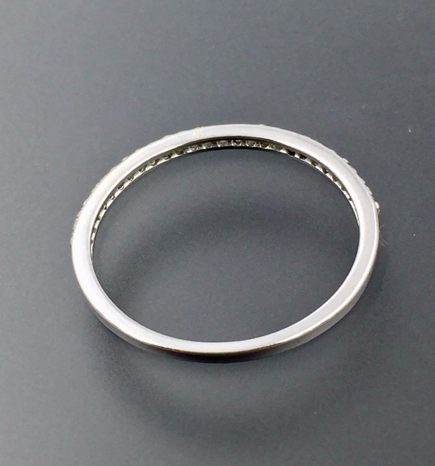 STYLISH STERLING SILVER WHITE AAA CZ CUBIC ZIRCONIA THIN WEDDING BAND STACK RING