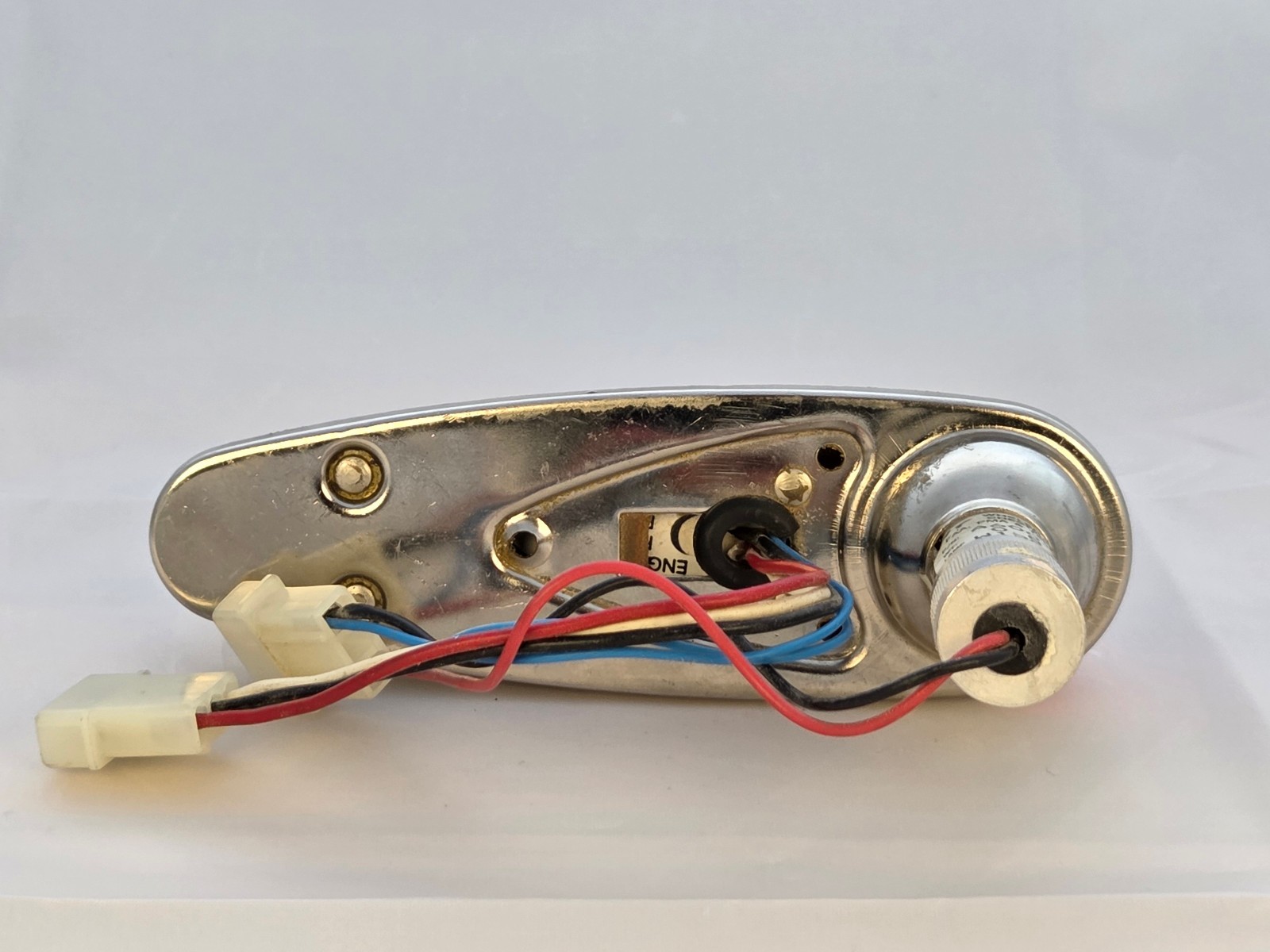 Whelen Red White Position Strobe Light Assembly – A600-PR-14V