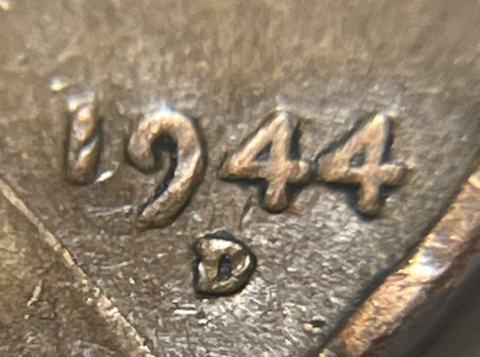 1944 D Wheat Penny Error 4 Touching 4 Date Error