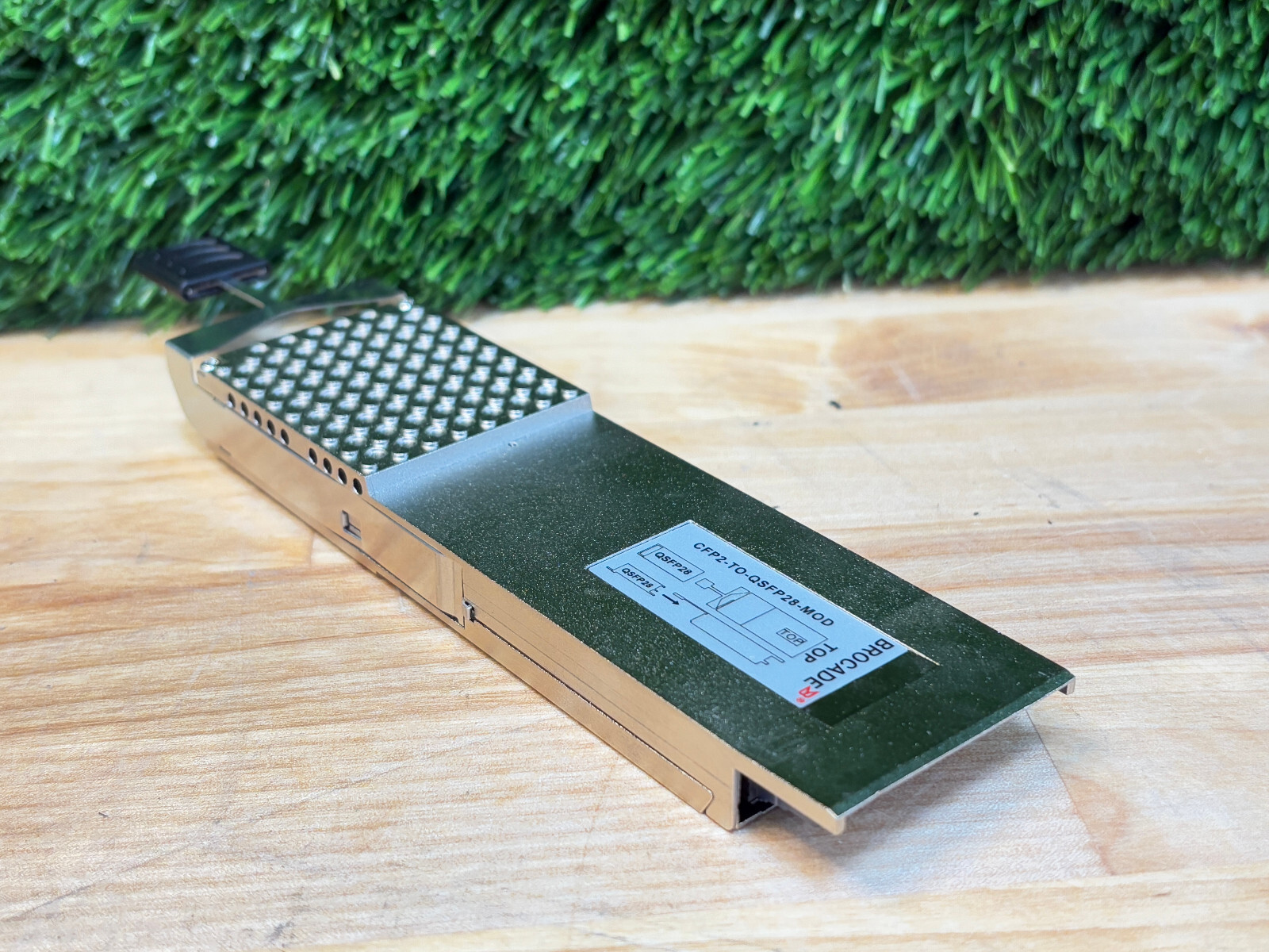 USED | BROCADE CFP2-TO-QSFP28-MOD  100GBE CFP2 to QSFP28 Adaptor Module
