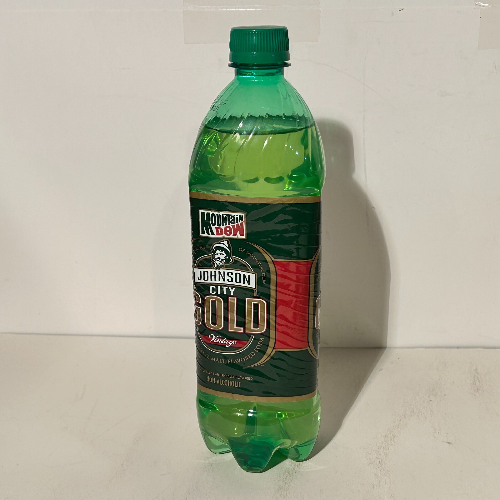 Mountain Dew Johnson City Gold FULL NEW SEALED 24oz Bottle (2012) *RARE*