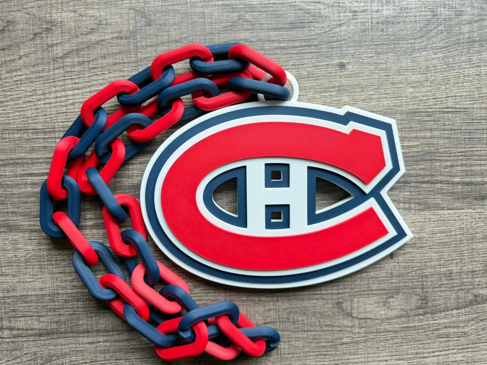 Montreal Canadiens Over-Sized Necklace Logo Pendant Hype Chain