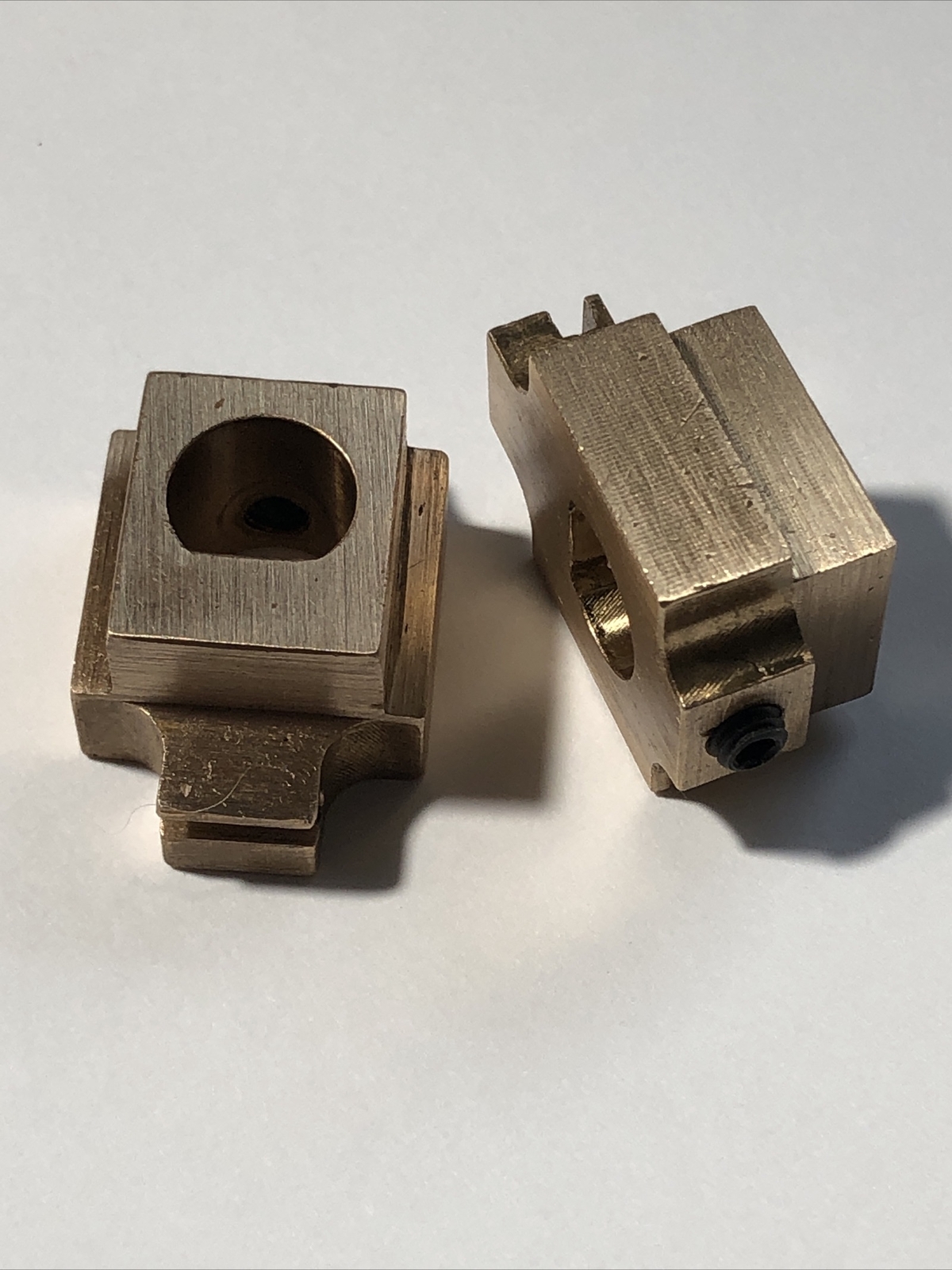 Y645123  APS - MPS Block Bearing slide