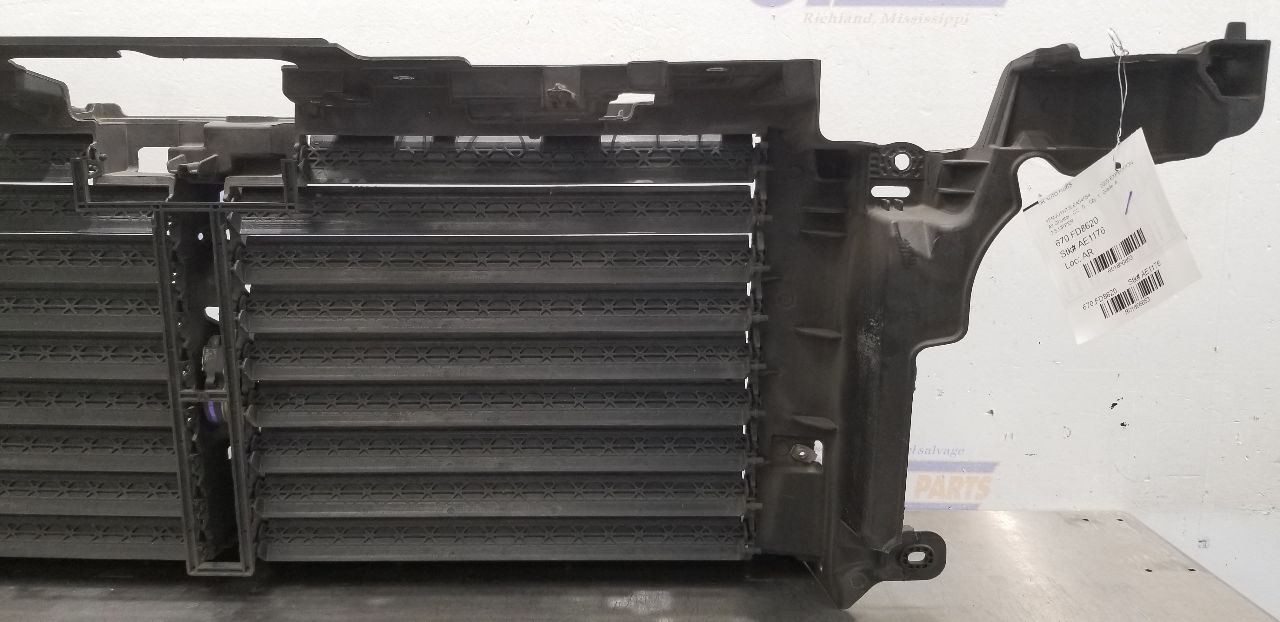 20 FORD EXPEDITON UPPER AIR SHUTTER 3.5L