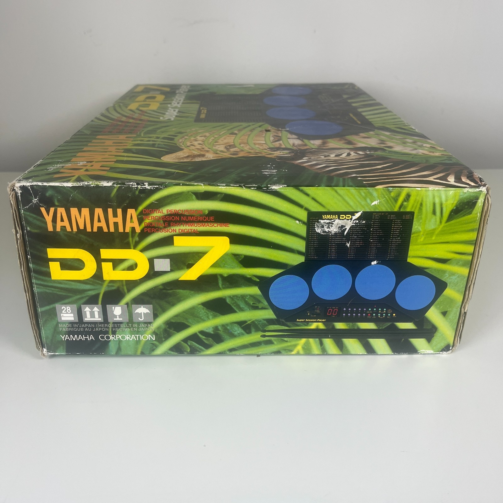 Yamaha DD-7 Super Session Player Digital Percussion Drum Machine, Sticks & Box
