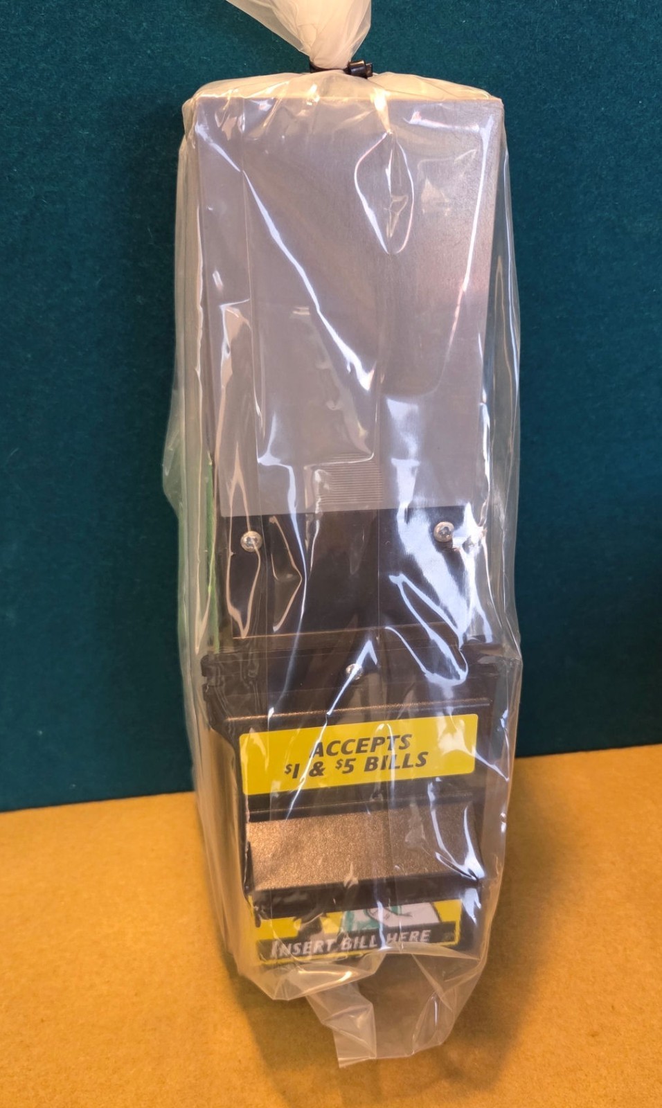 Mars Mei VN 2501 vending bill acceptor accepts $1.00 & $5.00 bills - Tested good