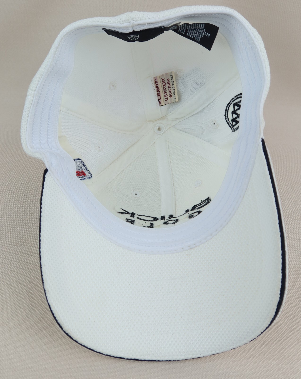 *NEW WITH TAG* Nike BUICK GOLF Dri-Fit Cap Hat / White / FlexFit Small-Medium