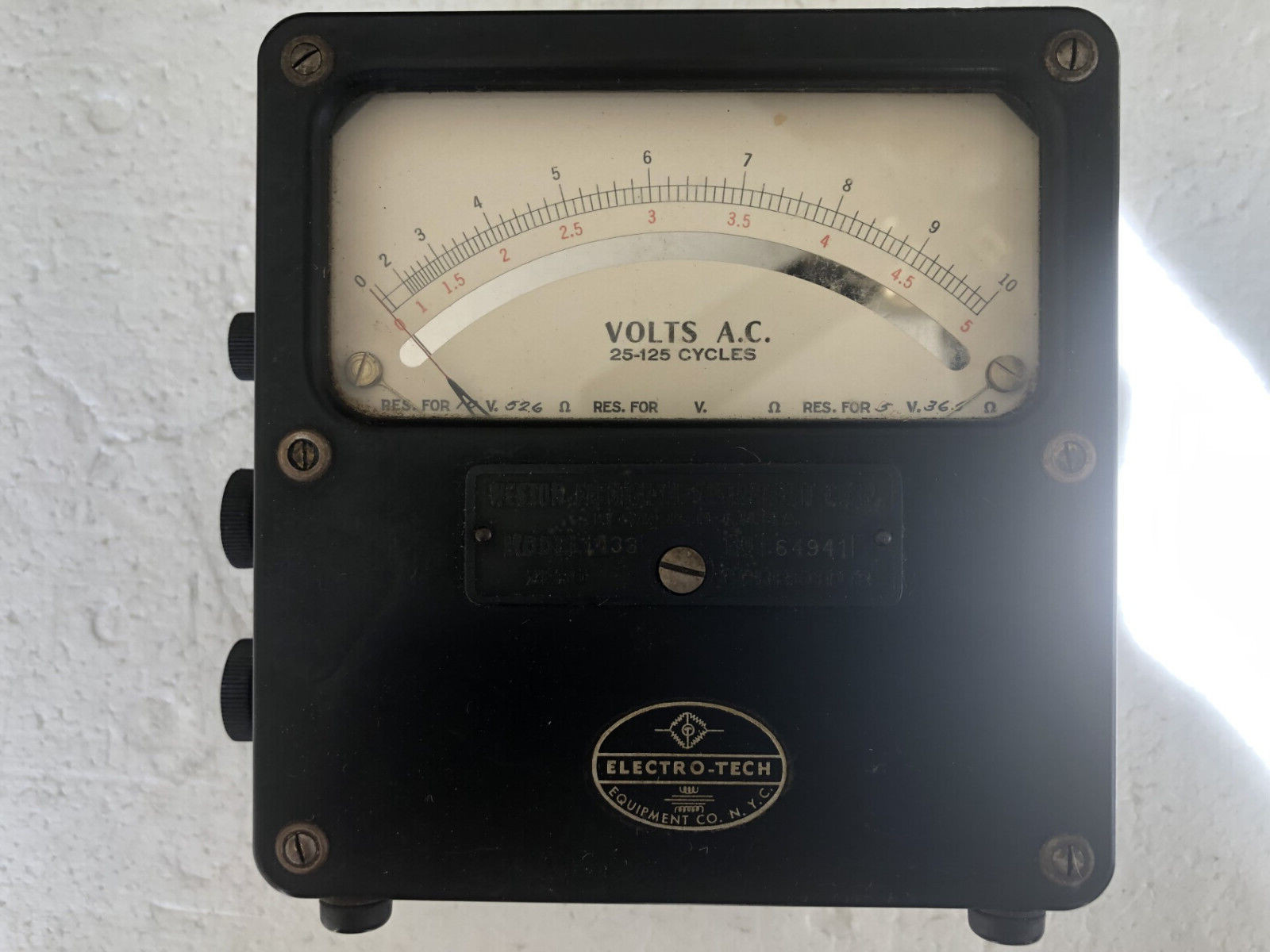 Analog Weston Electrical Instrument, AC Volt Meter, 5/10 Vac, 25-125 Hz