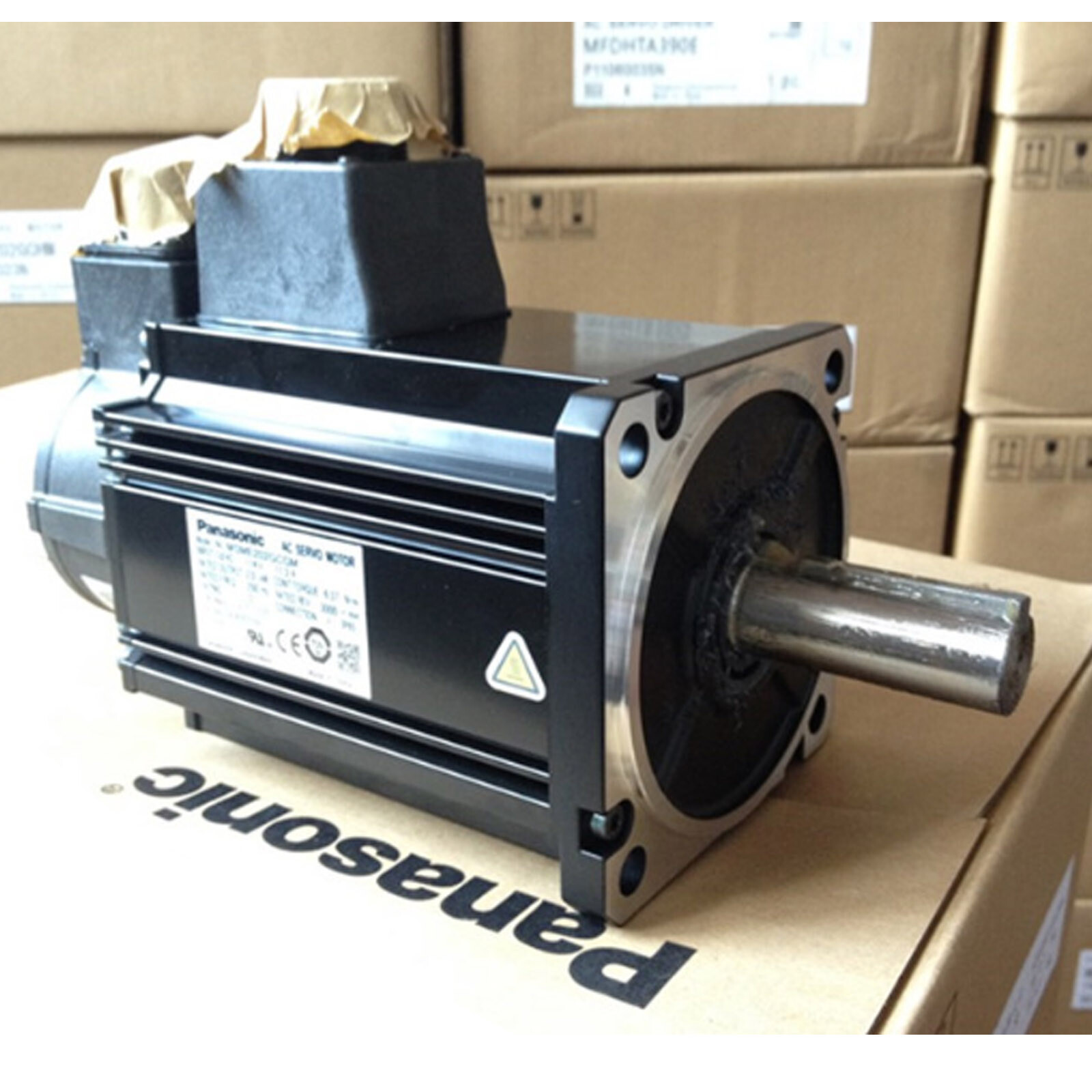 New In Box PANASONIC MSME202GCGM Servo Motor