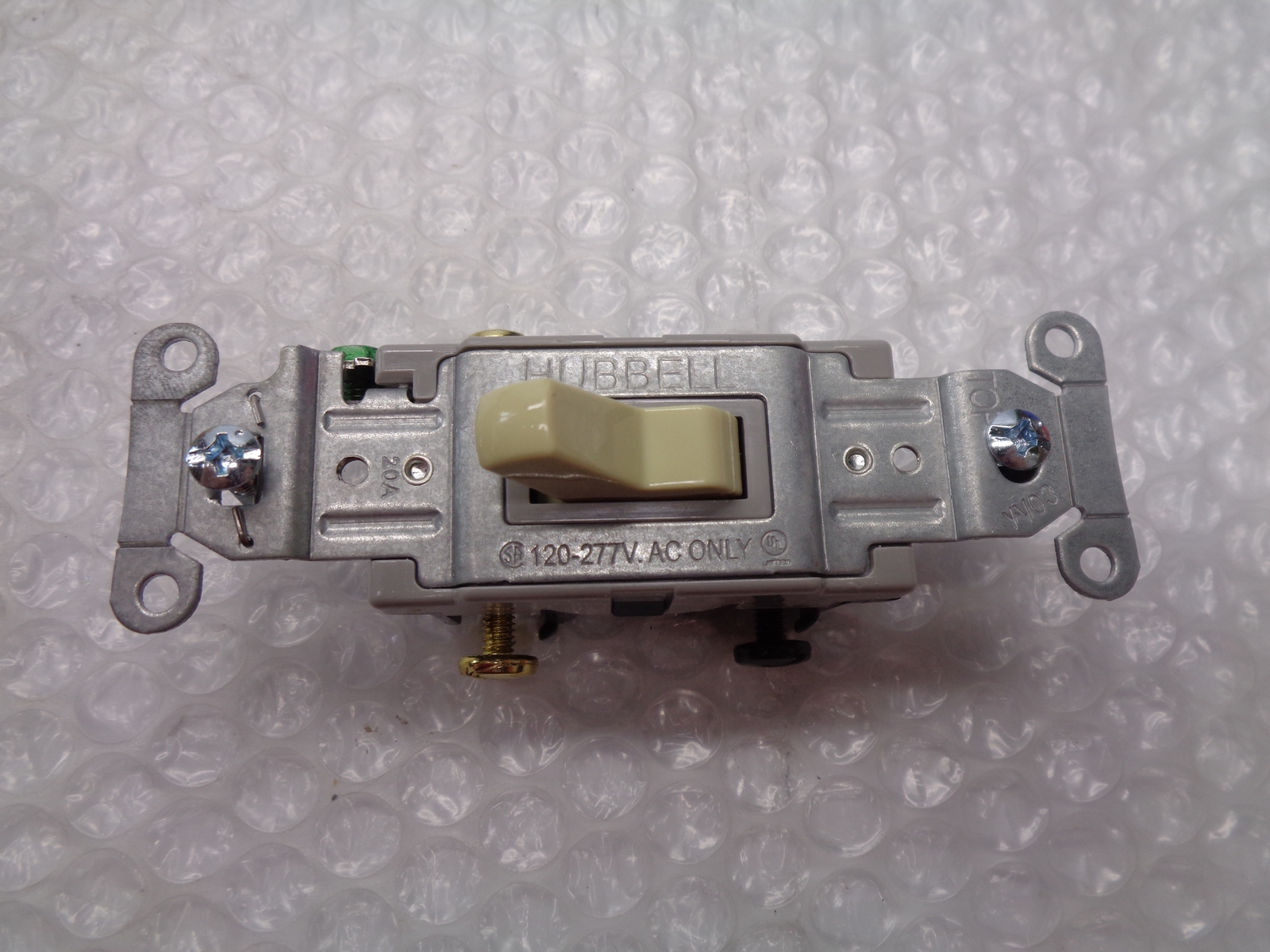 HUBBELL CS320I SWITCH NSMP