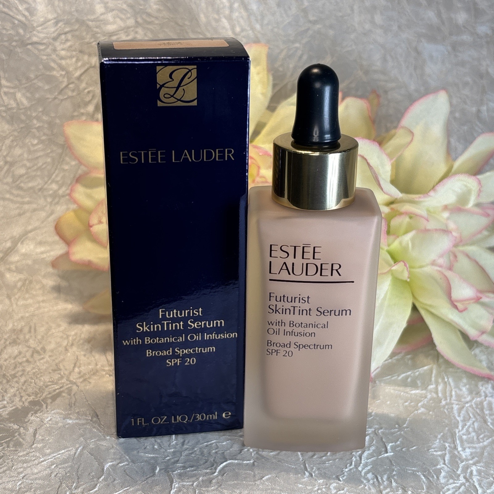 Estee Lauder Futurist SkinTint Serum Foundation SPF20 - 3C2 PEBBLE -NIB FreeShip