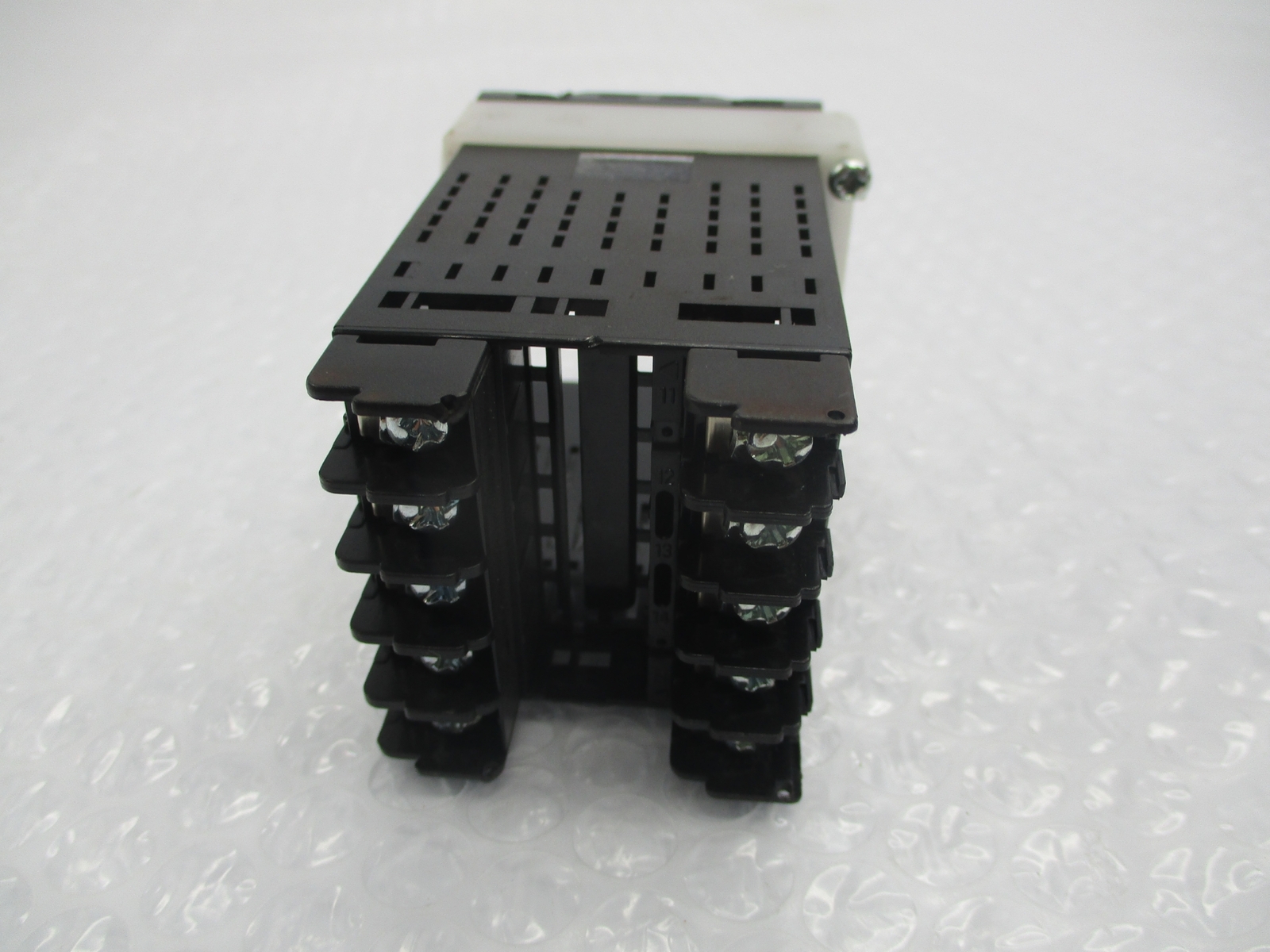 OMRON E5CSV-R1TD TEMPERATURE CONTROLLER NSNP