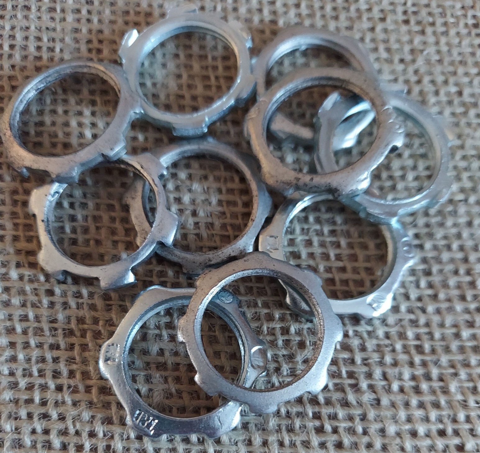 Lot of 11 - Thomas & Betts - Steel City LN-101-SC 1/2" Locknut Galvanized Steel