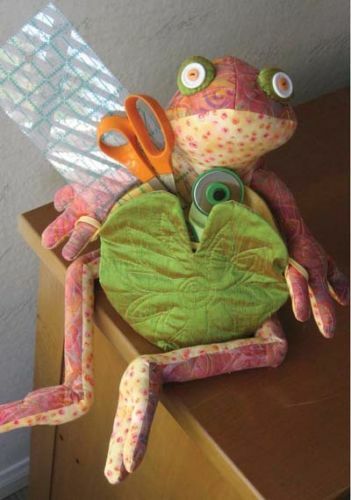 Java House Quilts Pattern~FROG~Frogfolio~10" HIGH Seated~Notion Holder/Organizer
