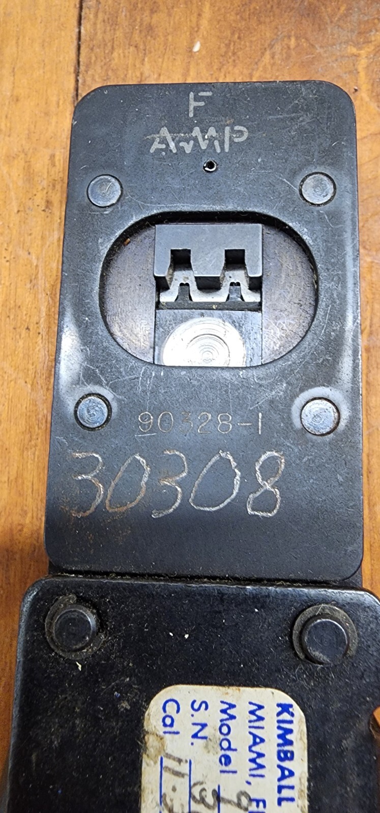 AMP 90328-1 HAND CRIMPING TOOL 22, 24-26
