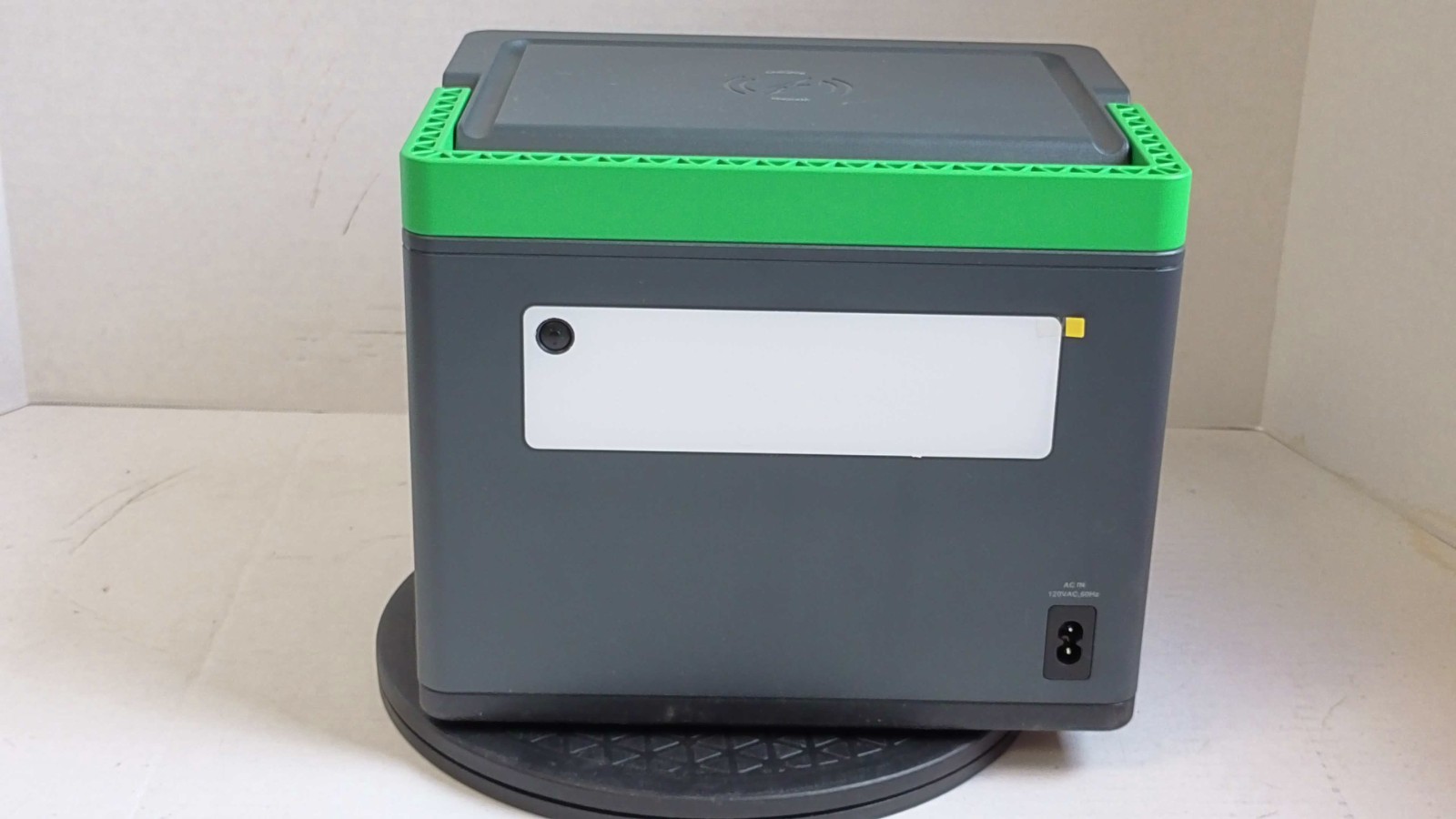 Schneider OffGrid 730 Power Bank