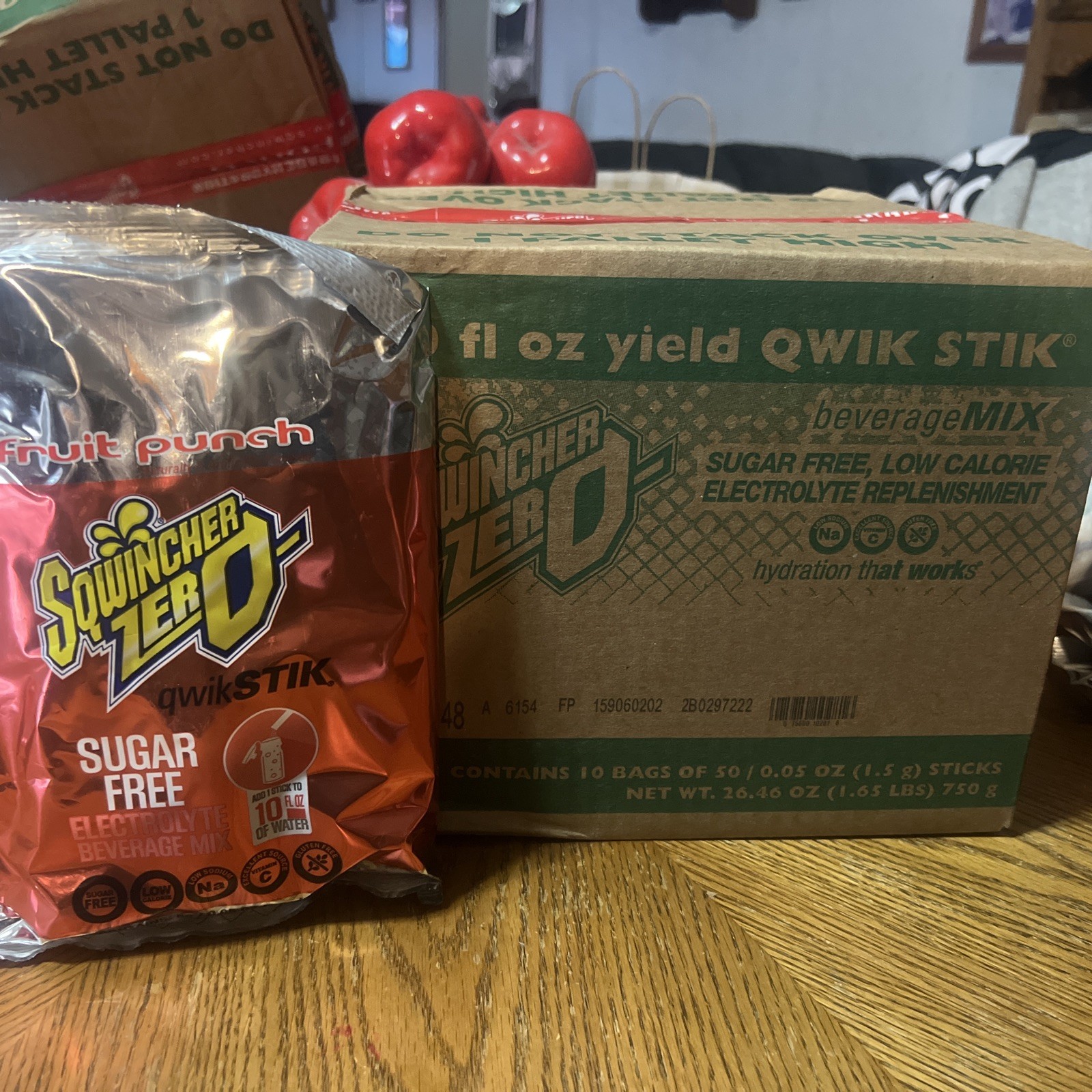 Case Of 10 Sqwincher ZERO Qwik Stik - Fruit Punch Sugar Free 50  =500 Pack  New