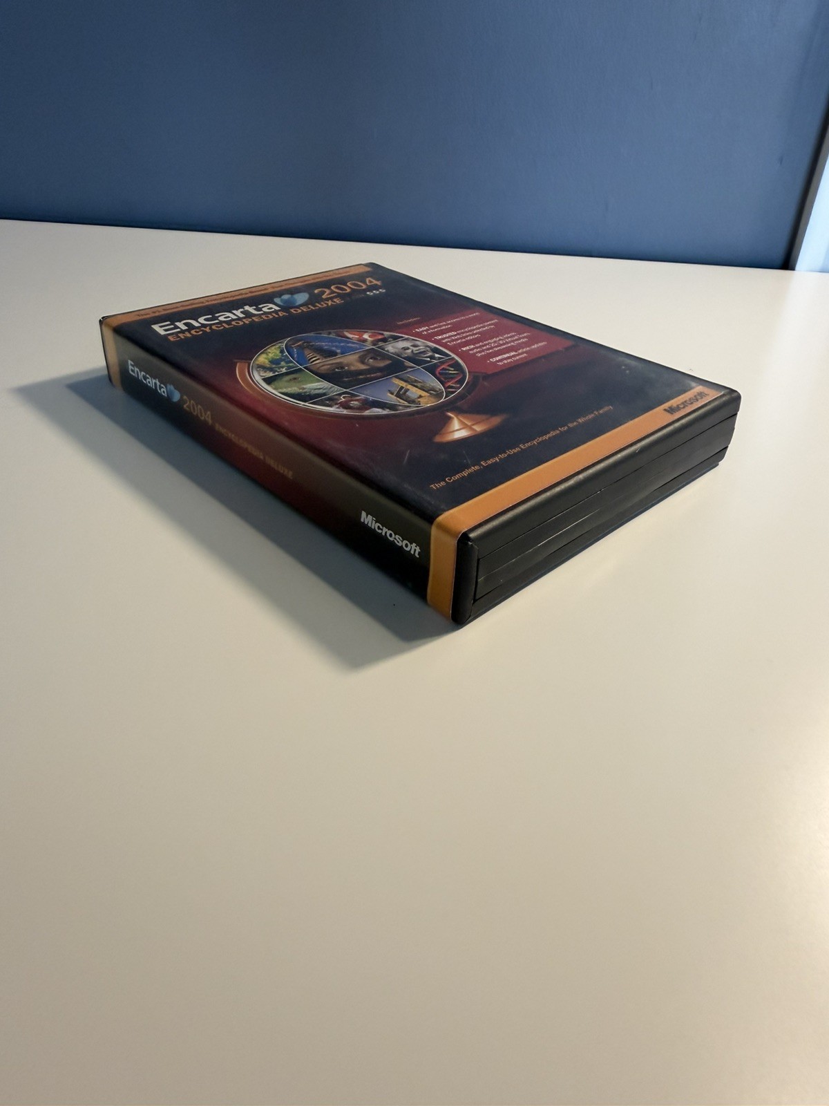 Microsoft Encarta 2004 Encyclopedia Deluxe 3 cd set