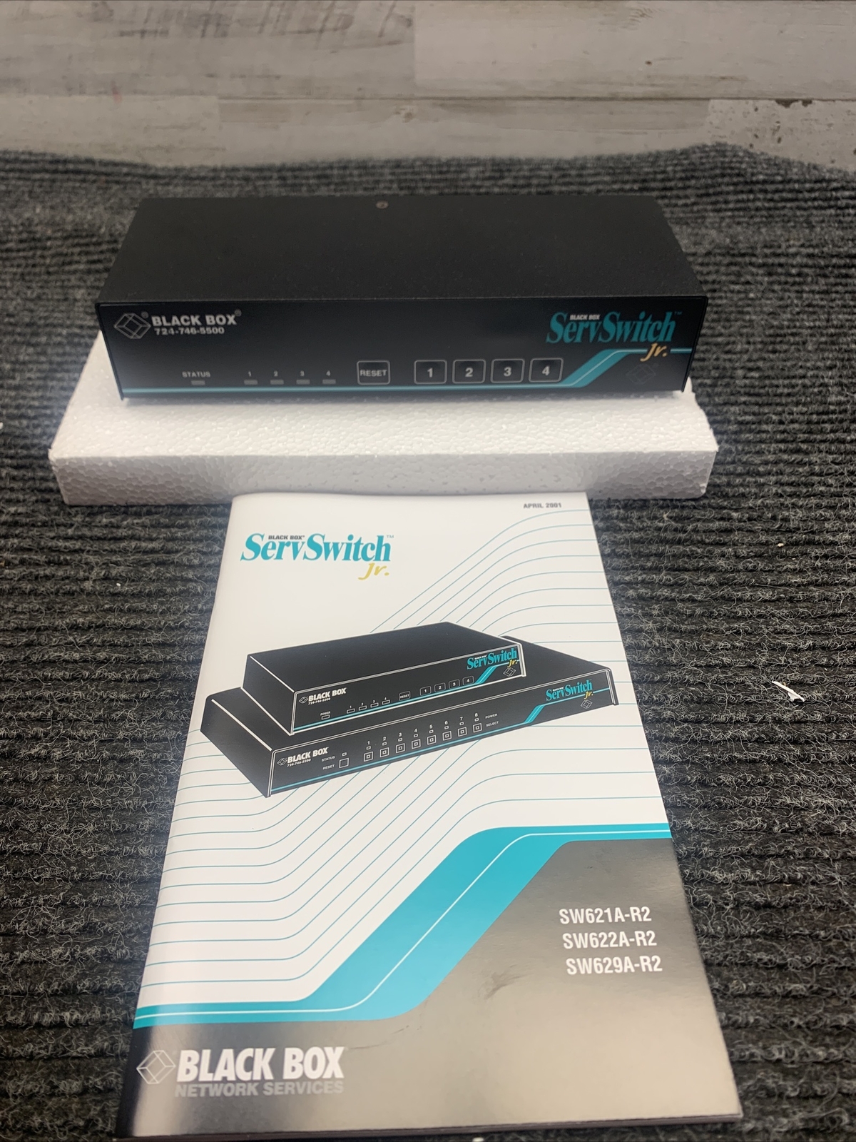 New Black Box SW622A-R2 ServSwitch Jr. Switch  4 Port