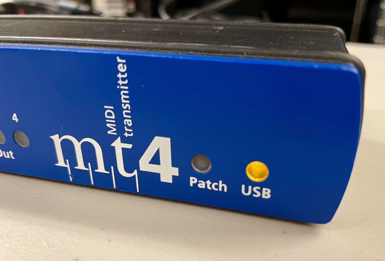 Emagic MT4 2x4 USB MIDI Interface